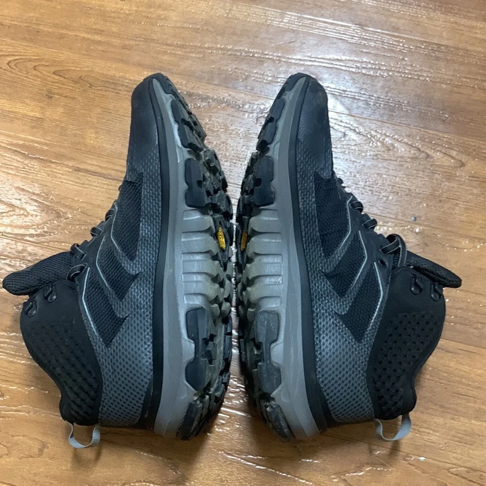 Hoka One Sky Toa Trail Hiking Shoes